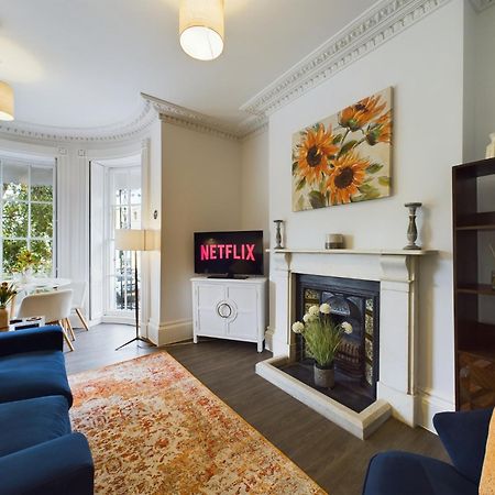 Belle Vue Regency King Size W Free Parking Apartamento Cheltenham Exterior foto