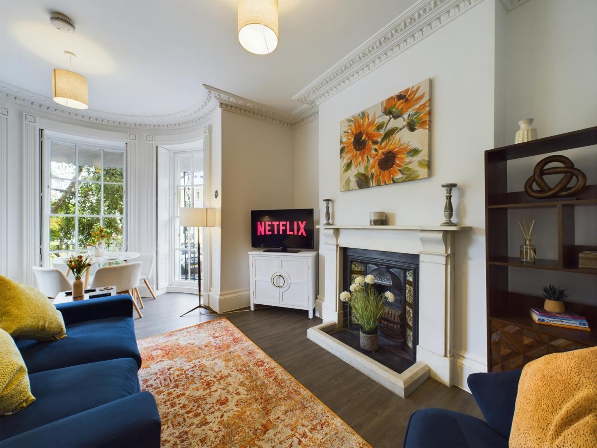 Belle Vue Regency King Size W Free Parking Apartamento Cheltenham Exterior foto