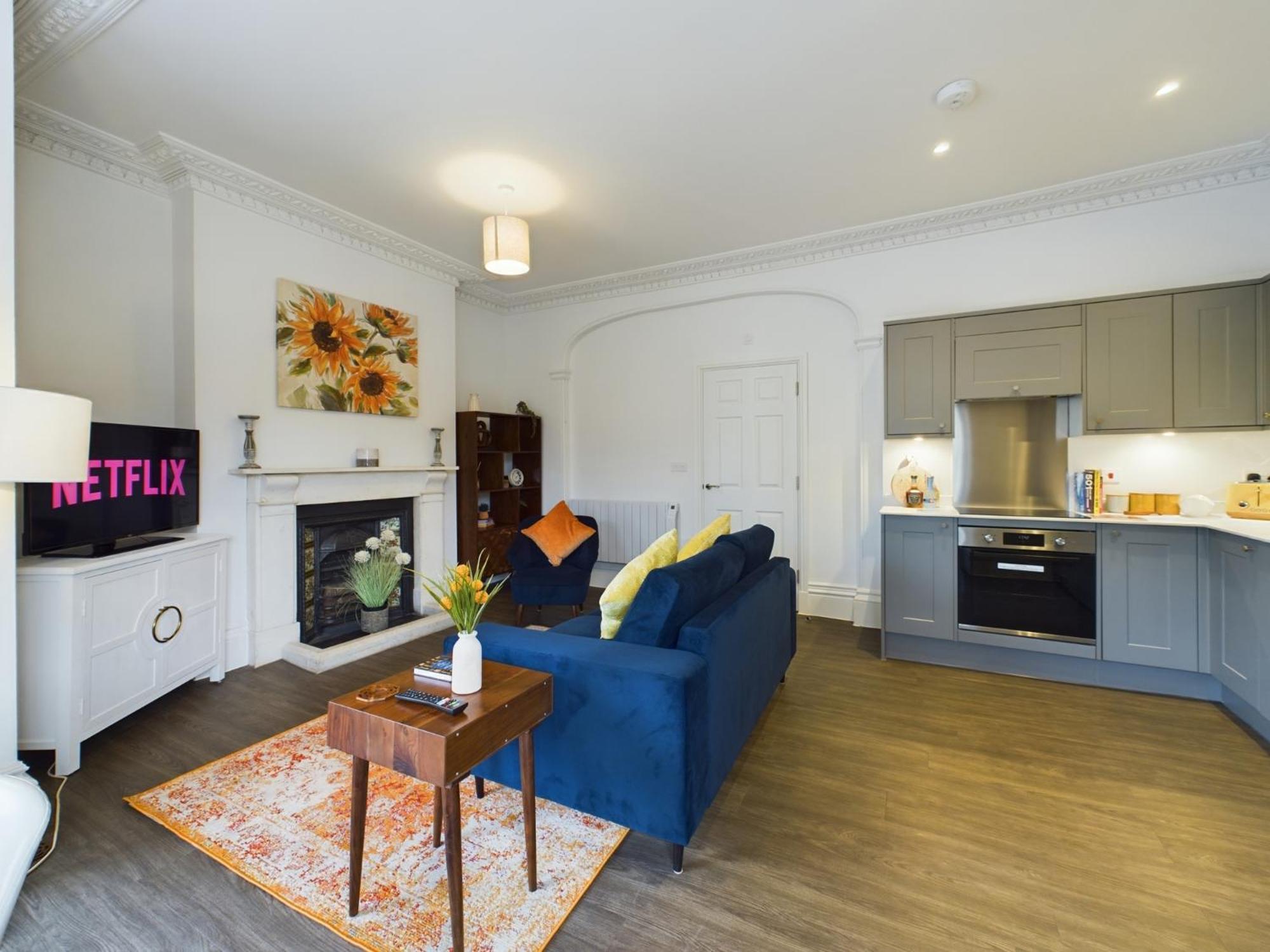 Belle Vue Regency King Size W Free Parking Apartamento Cheltenham Exterior foto